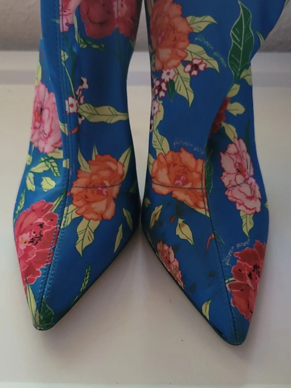 Aldo bold floral
